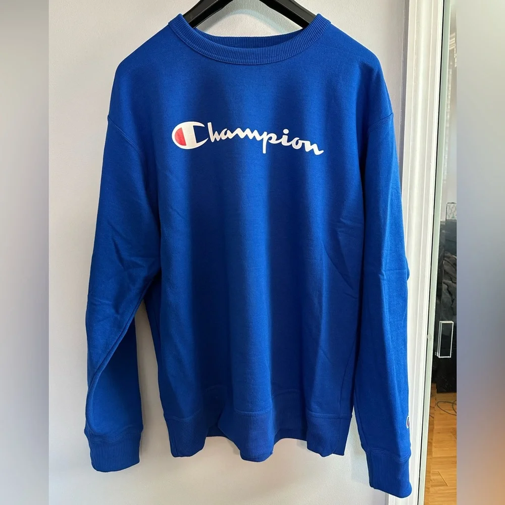 COPY - Champion Crewneck Sweater Men’s Size Large